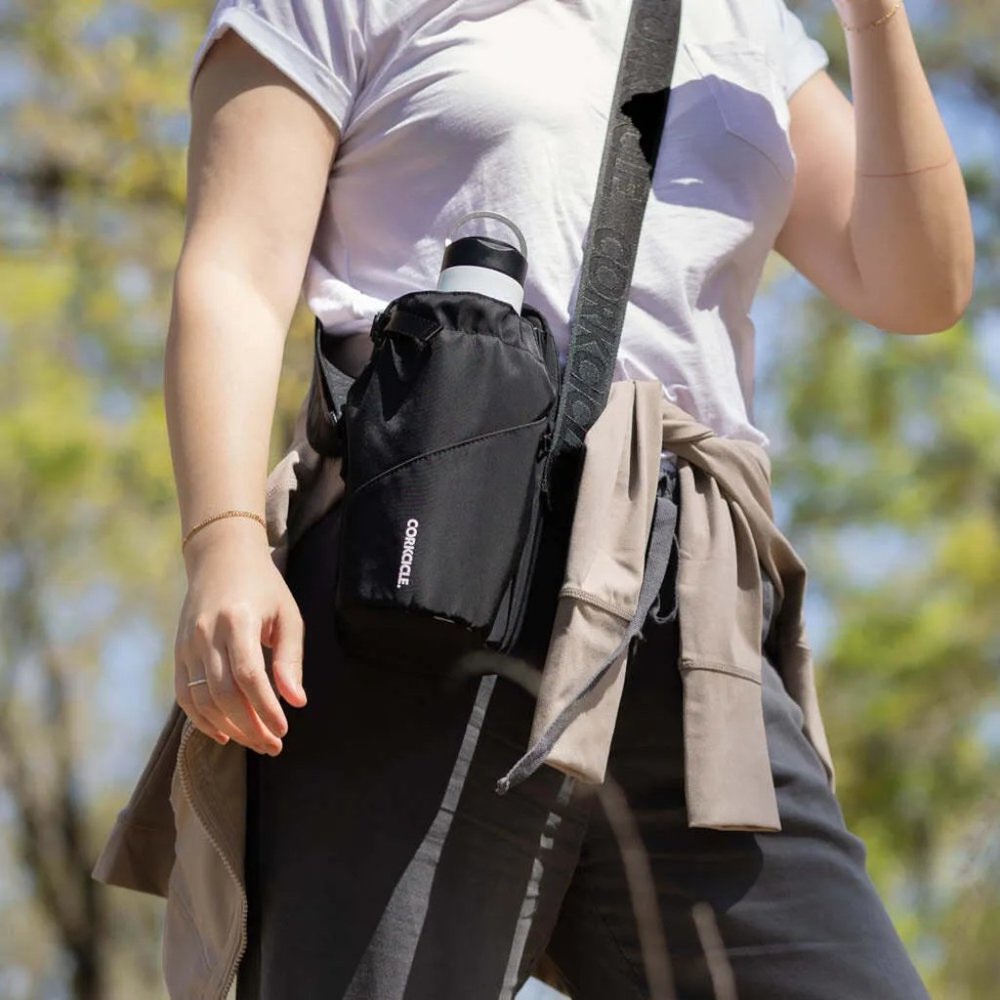 Corkcicle Crossbody Water Bottle Sling Bag Black